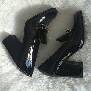 Marc Fisher black heels pumps